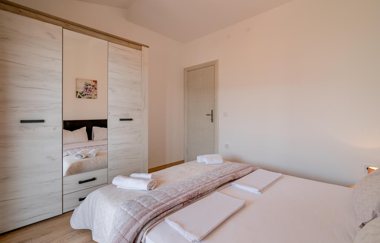 Vasic Apartments Herceg Novi Exteriör bild