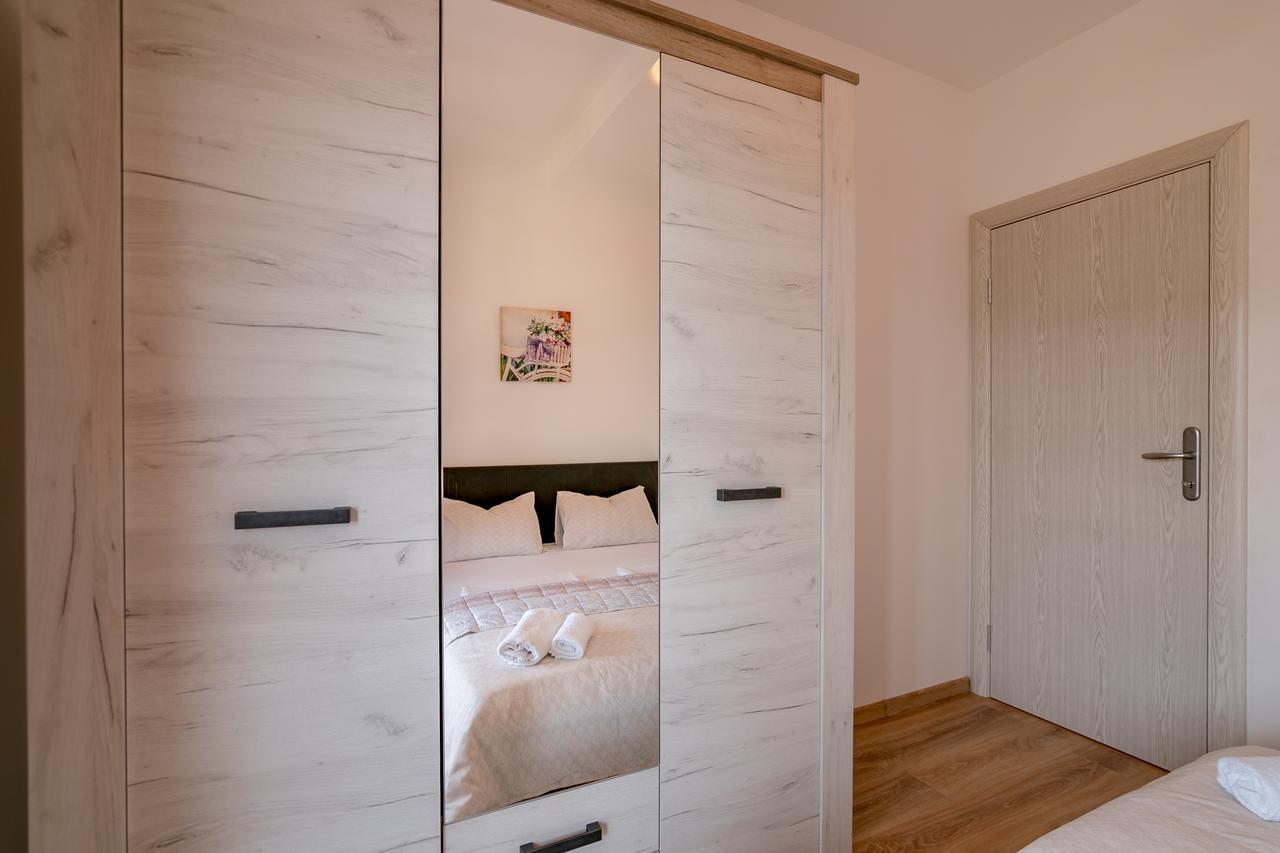 Vasic Apartments Herceg Novi Exteriör bild